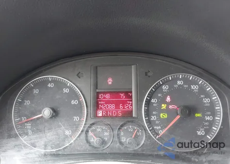 2007 Volkswagen Jetta Wolfsburg Edition z USA, uszkodzony, nr VIN 3VWEG71K27M136208